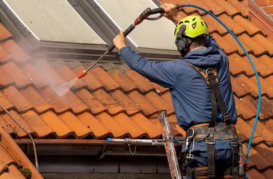 Démoussage et hydrofuge de toiture à Gergny